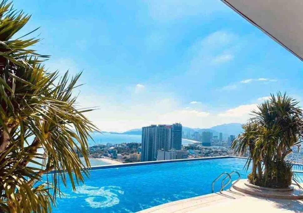 A Sea View Beautiful Studio Apartment Nha Trang Buitenkant foto