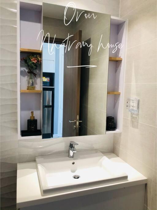 A Sea View Beautiful Studio Apartment Nha Trang Buitenkant foto