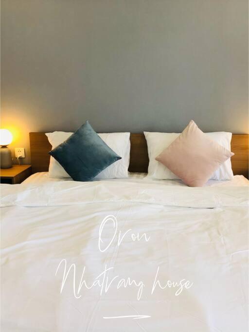 A Sea View Beautiful Studio Apartment Nha Trang Buitenkant foto